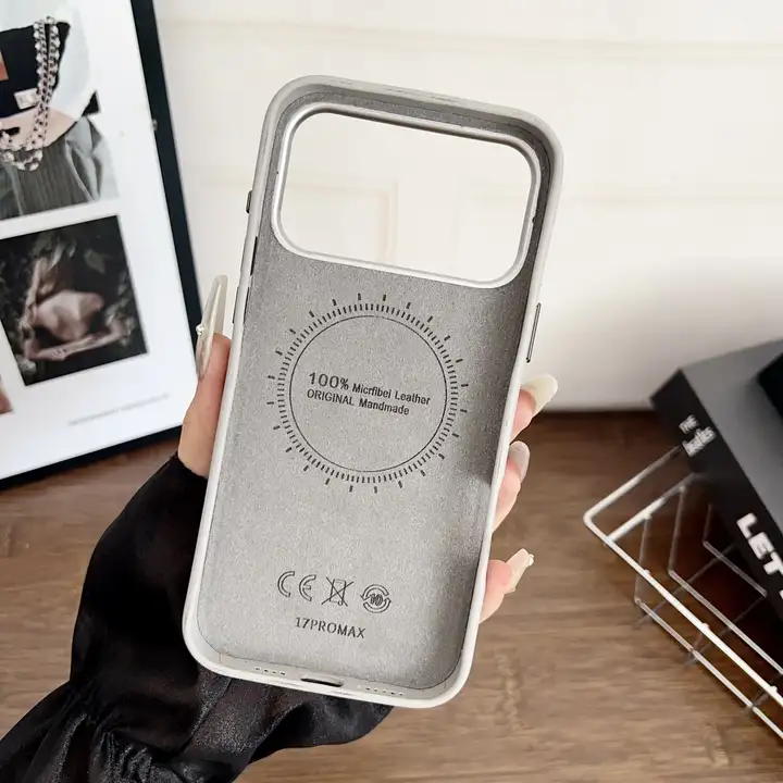 ディオール風 iphoneiphone17promax 