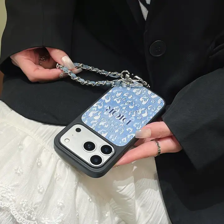 ブランド スマホケース iphone17