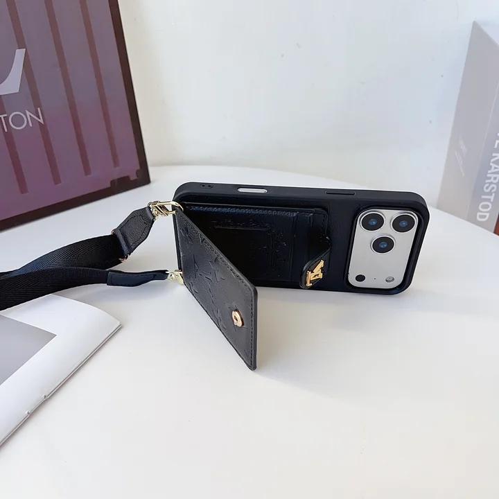 ブランド カバー iphone17プロ 