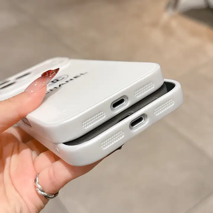 ハイブランド 携帯ケース アイフォーン17 