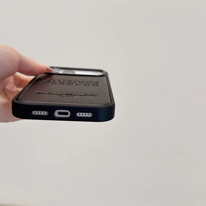 ハイブランド アイホン17プラス 携帯ケース 