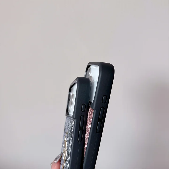 ブランド 携帯ケース アイフォーンiphone17 ゲス風