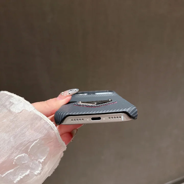 ブランド プラダ風 アイフォーン17プロ max 携帯ケース 