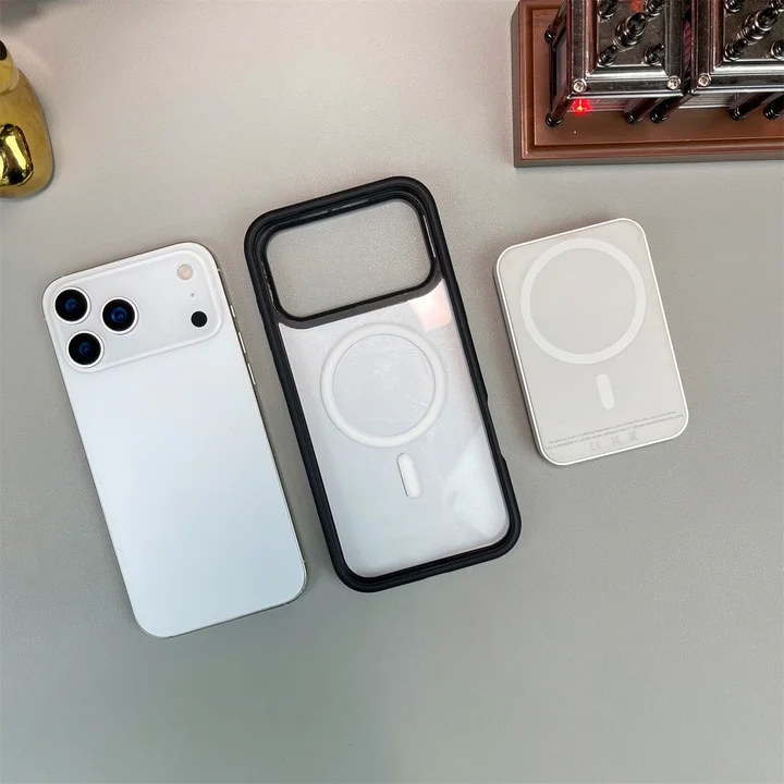 アイフォーン17プラス bape ア・ベイシング・エイプ カバー 