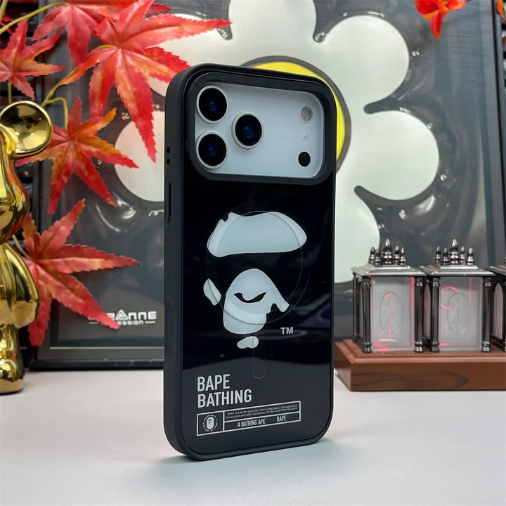 bape スマホケース iphone17pro 