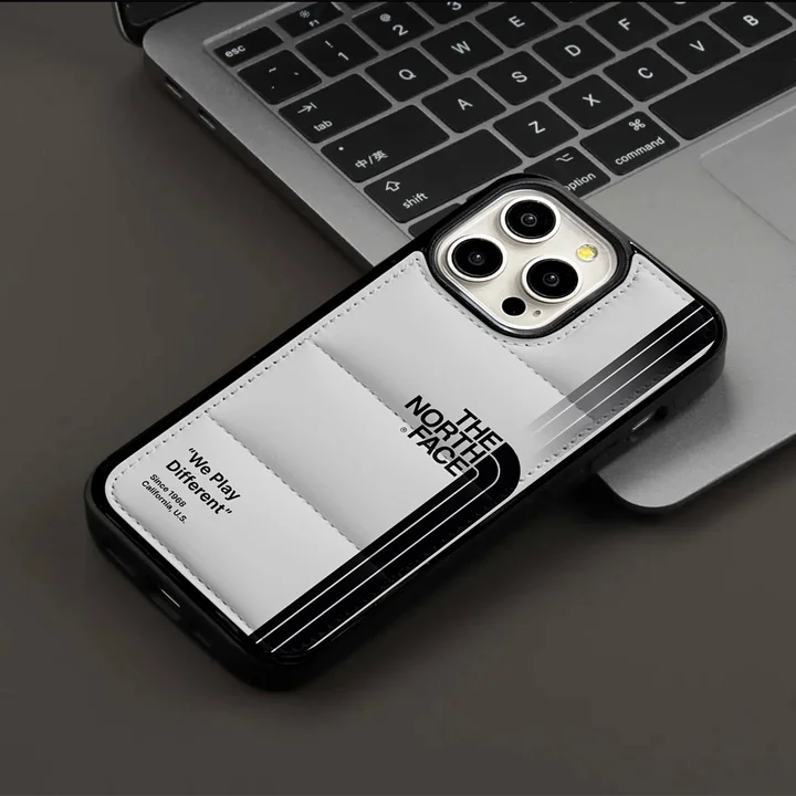 アイホン17pro max スマホケース