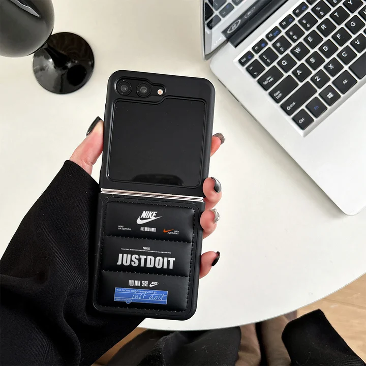 ナイキ 携帯ケース アイフォーン17pro max