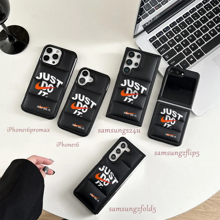 アイフォーン17pro max カバー nike ナイキ