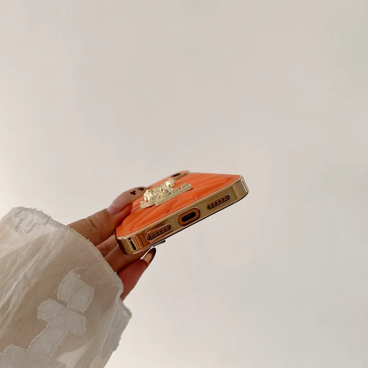 ブランド 携帯ケース アイホンiphone17promax ysl