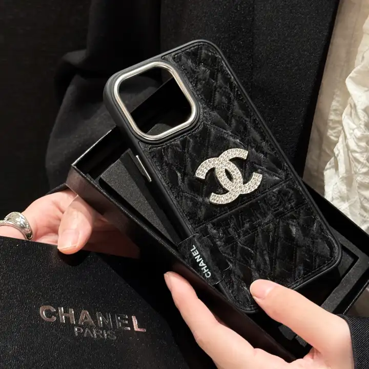 アイフォーン17 chanel カバー 